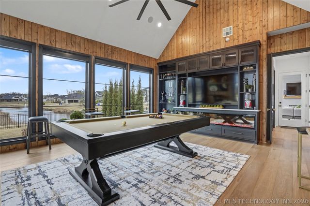 7303 E College Street, Broken Arrow, OK 74014