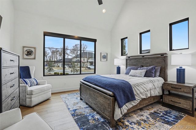 7303 E College Street, Broken Arrow, OK 74014