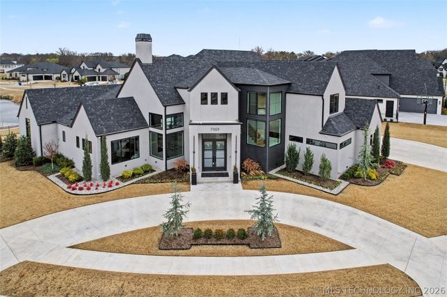 7303 E College Street, Broken Arrow, OK 74014