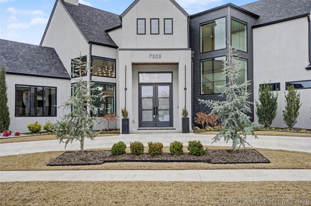 7303 E College Street, Broken Arrow, OK 74014