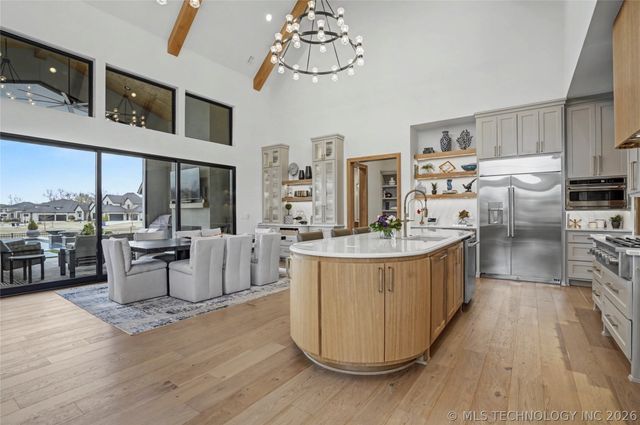 7303 E College Street, Broken Arrow, OK 74014