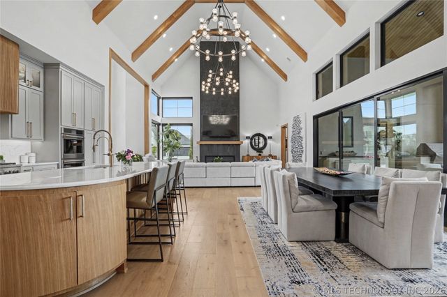 7303 E College Street, Broken Arrow, OK 74014