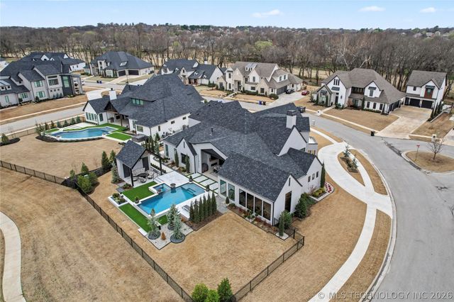 7303 E College Street, Broken Arrow, OK 74014