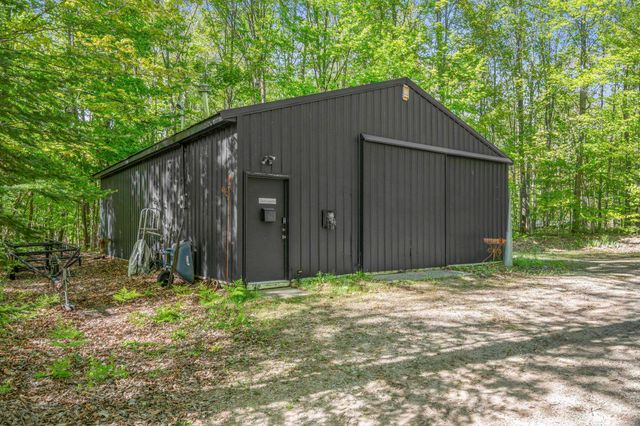 5091 Miles Road, East Jordan, MI 49727