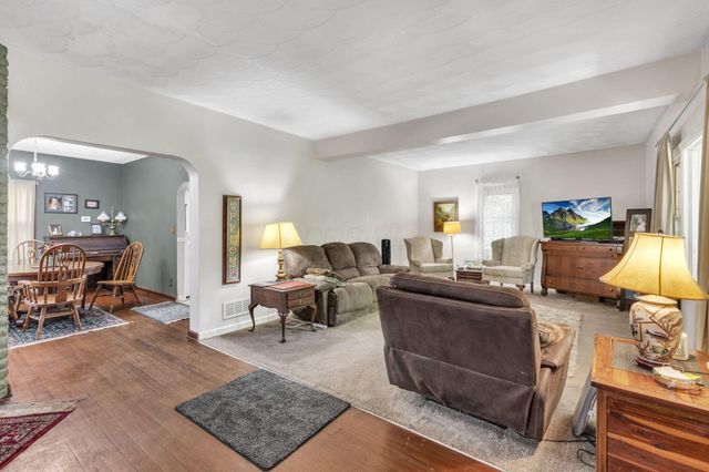 6646 Duffy Road, Delaware, OH 43015
