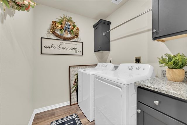 244 Tonya Loop, Huntsville, AR 72740