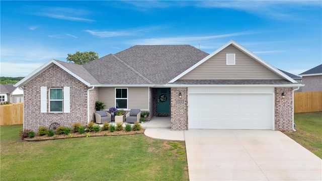 244 Tonya Loop, Huntsville, AR 72740
