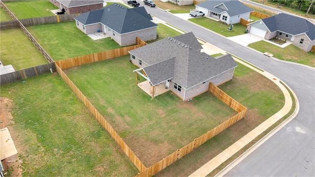 244 Tonya Loop, Huntsville, AR 72740