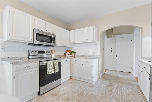 170 West St 170, Needham, MA 02494