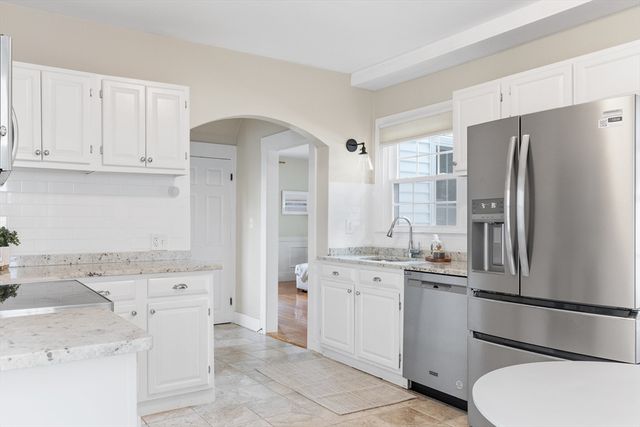 170 West St 170, Needham, MA 02494