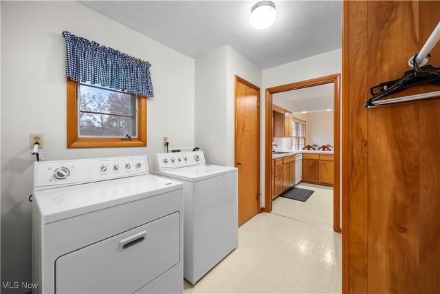 321 Fern Street, South Amherst, OH 44001