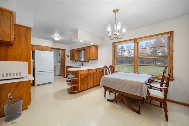 321 Fern Street, South Amherst, OH 44001