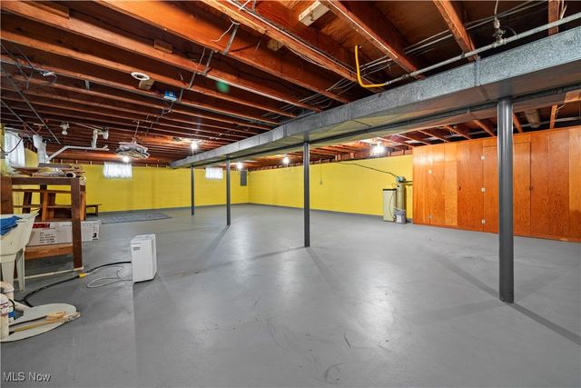 321 Fern Street, South Amherst, OH 44001