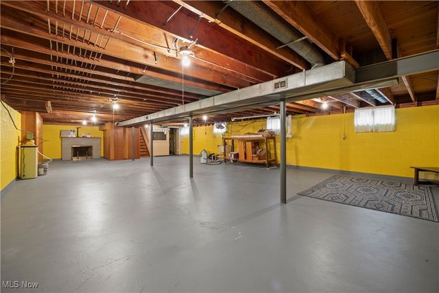 321 Fern Street, South Amherst, OH 44001