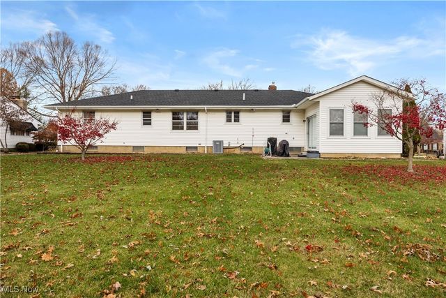321 Fern Street, South Amherst, OH 44001