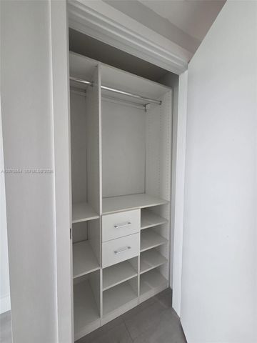 1080 Brickell Avenue 4109, Miami, FL 33131