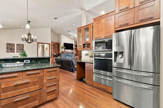 15617 Shannon Way, Nevada City, CA 95959