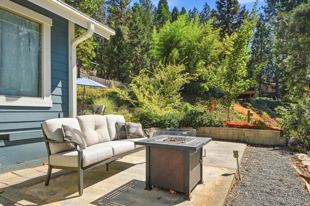 15617 Shannon Way, Nevada City, CA 95959