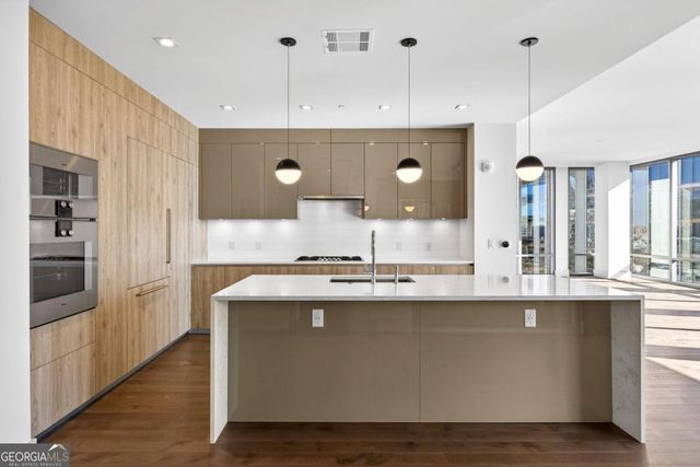 3107 Peachtree Road NE 1504, Atlanta, GA 30305