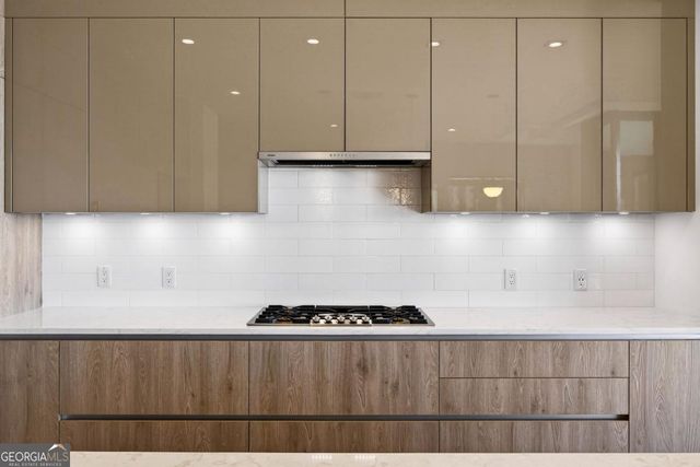 3107 Peachtree Road NE 1504, Atlanta, GA 30305