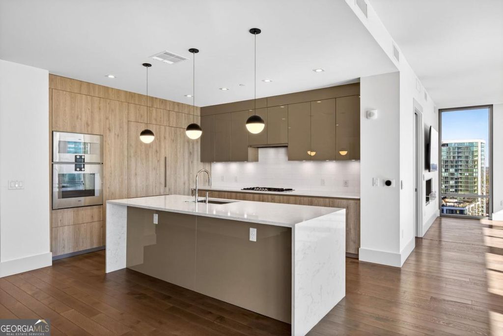 3107 Peachtree Road NE 1504, Atlanta, GA 30305