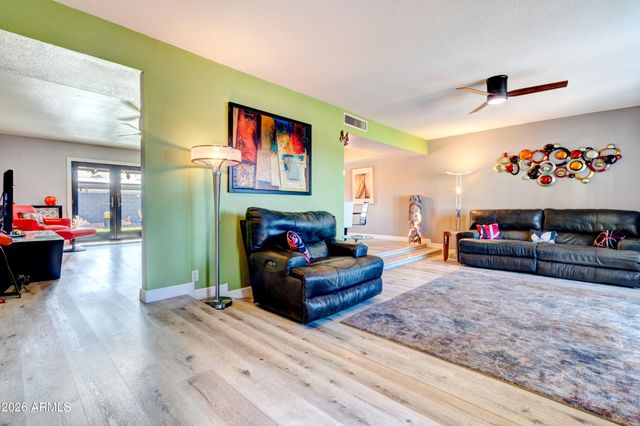 10042 N 28TH Street, Phoenix, AZ 85028