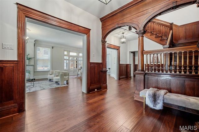 4410 Westminster Place, St Louis, MO 63108