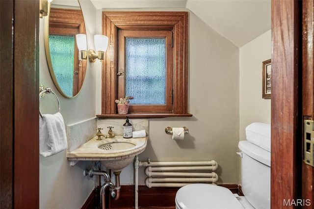 4410 Westminster Place, St Louis, MO 63108