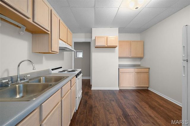 4410 Westminster Place, St Louis, MO 63108