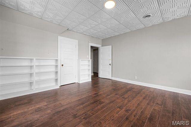 4410 Westminster Place, St Louis, MO 63108