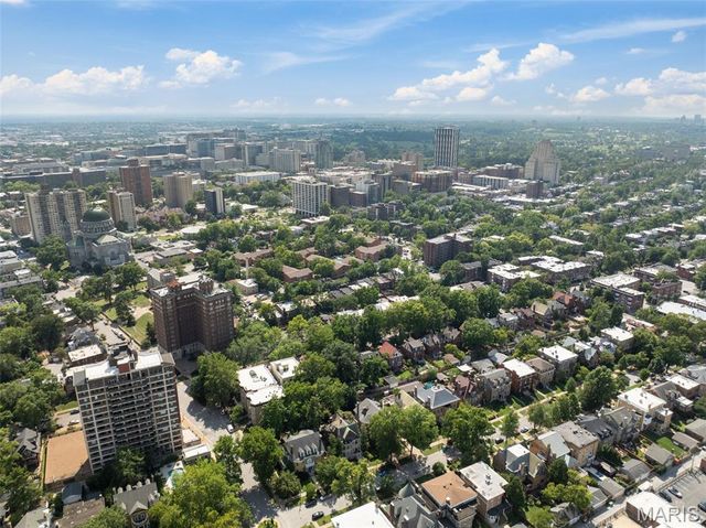 4410 Westminster Place, St Louis, MO 63108