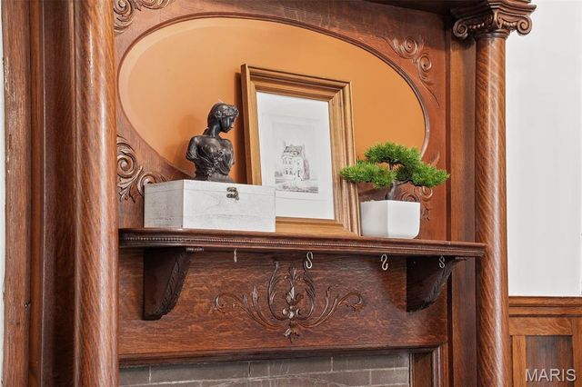 4410 Westminster Place, St Louis, MO 63108