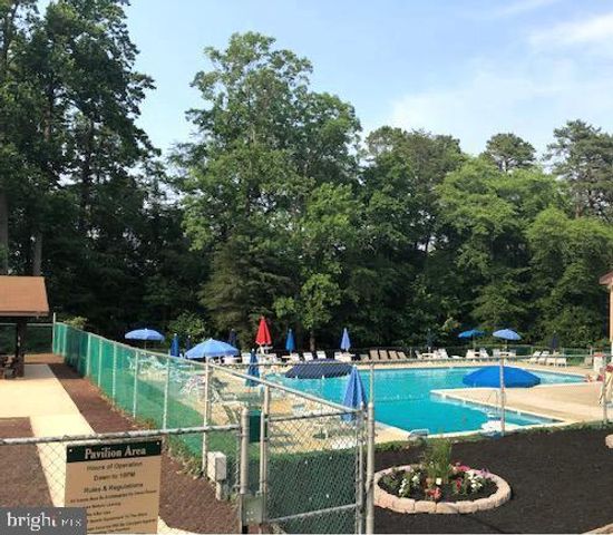 6 JOHN WITHERSPOON BLDG, Turnersville, NJ 08012