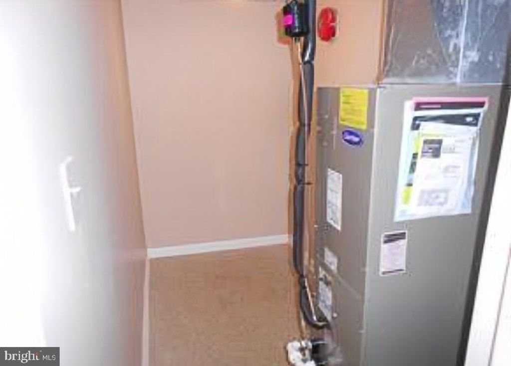 Image 10 of property listing at 6 JOHN WITHERSPOON BLDG, Turnersville, NJ 08012