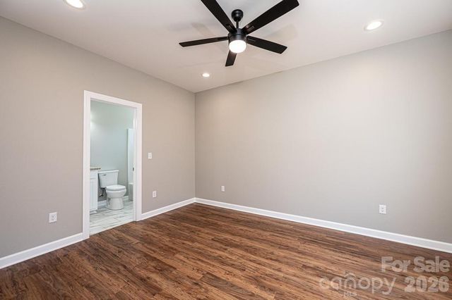 1314 39th Street Circle SW, Hickory, NC 28602