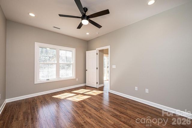 1314 39th Street Circle SW, Hickory, NC 28602