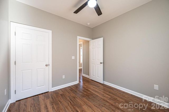 1314 39th Street Circle SW, Hickory, NC 28602