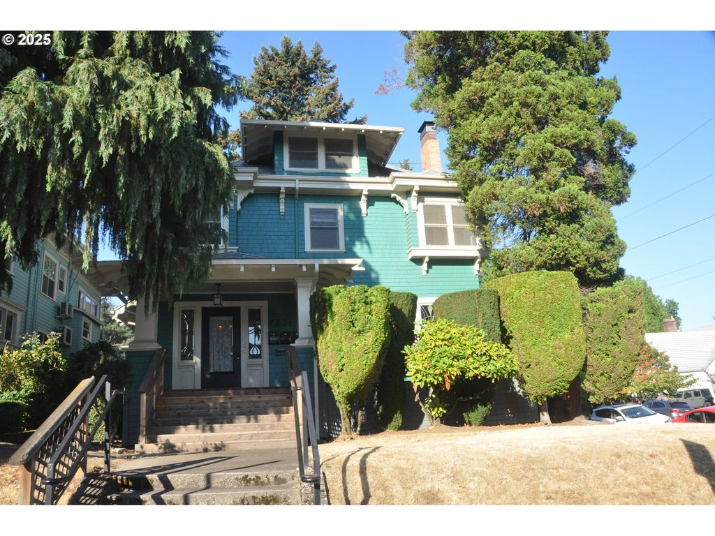 1231 Nw 25TH Ave, Portland, OR 97210