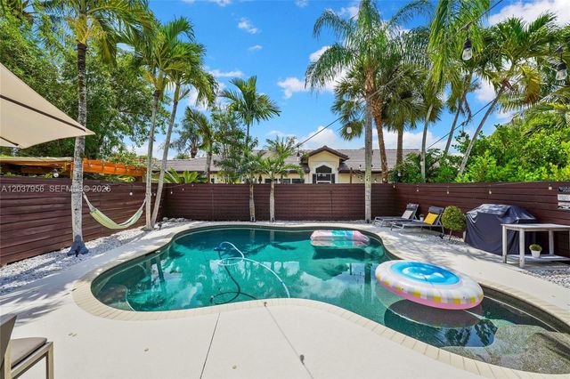 4152 Sapphire Ter, Weston, FL 33331