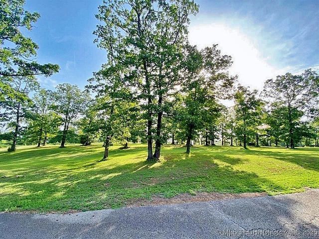 36140 S Magnolia Lane, Park Hill, OK 74451