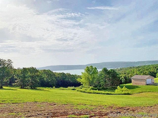 36140 S Magnolia Lane, Park Hill, OK 74451