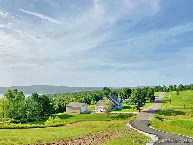 36140 S Magnolia Lane, Park Hill, OK 74451