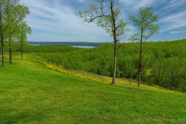 36140 S Magnolia Lane, Park Hill, OK 74451