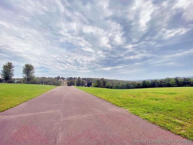 36140 S Magnolia Lane, Park Hill, OK 74451