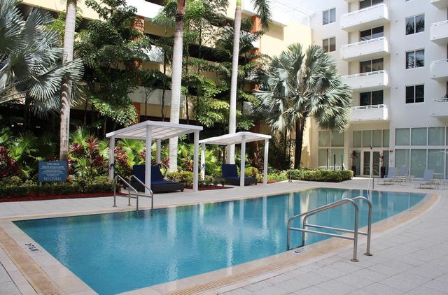 2775 NE 187th Street 505, Miami, FL 33180
