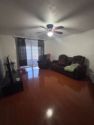 7300 NW 17th Street 121, Plantation, FL 33313