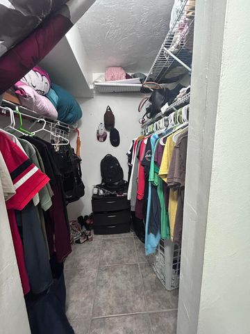 7300 NW 17th Street 121, Plantation, FL 33313