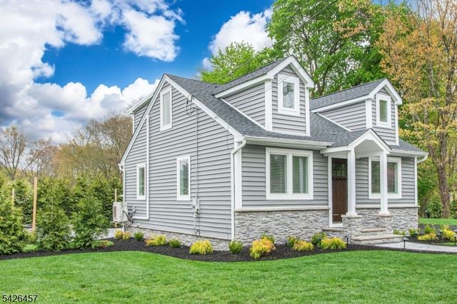 40 Bent St, Roxbury Twp., NJ 07847