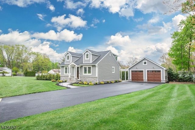 40 Bent St, Roxbury Twp., NJ 07847