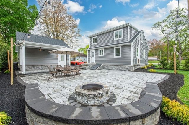 40 Bent St, Roxbury Twp., NJ 07847